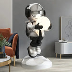 Stella | Resin Astronaut Floor Lamp