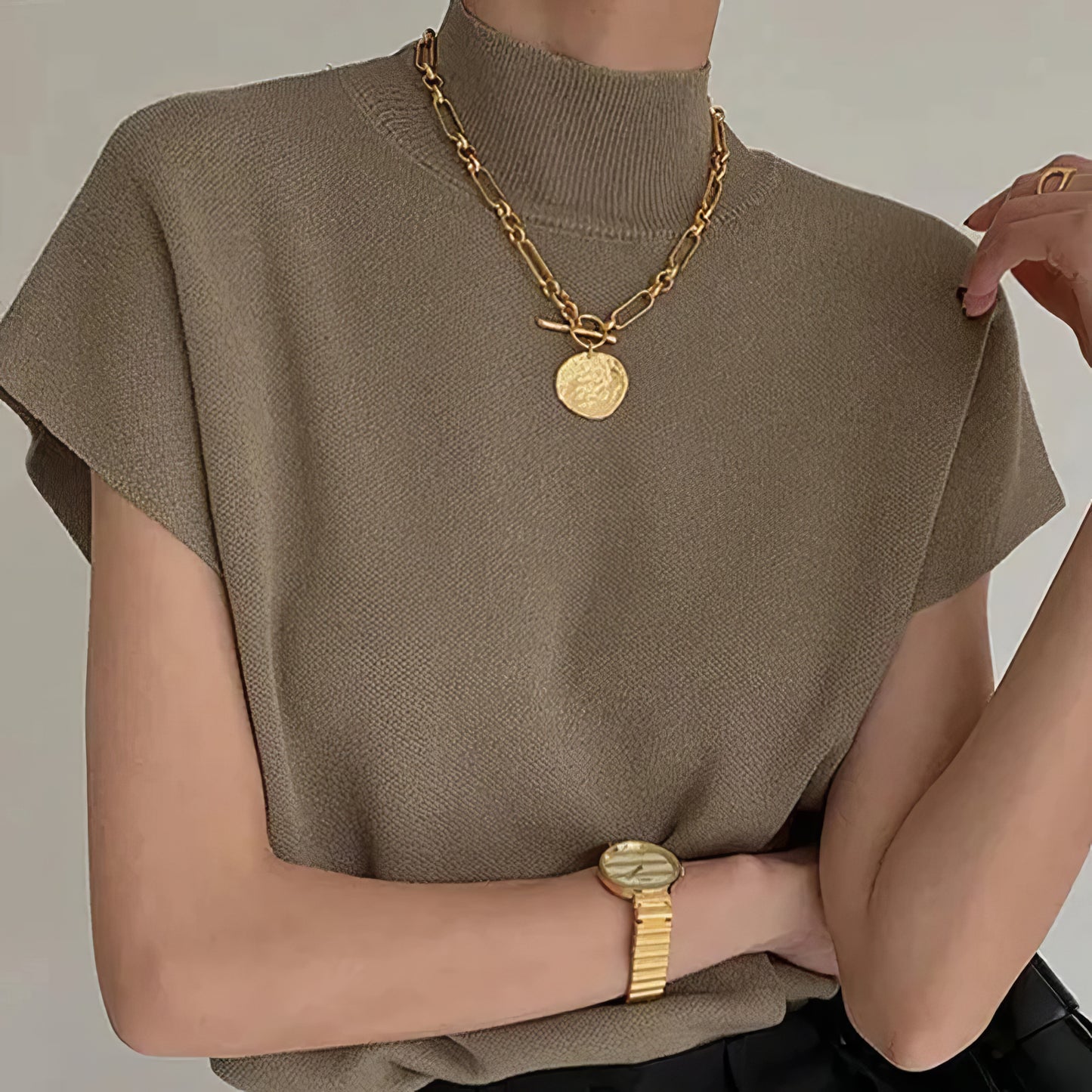 Elaina | Chic & Versatile Knitted Vest Shirt